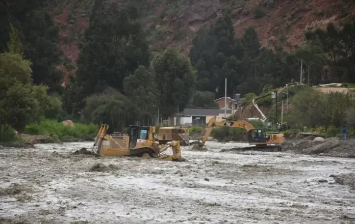 La ruta a Mallasa está cerrada otra vez por la intensa lluvia del martes