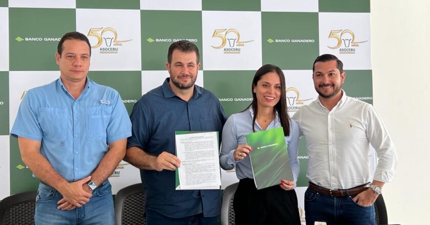 Banco Ganadero firma convenio con Asocebú para fortalecer el sector pecuario