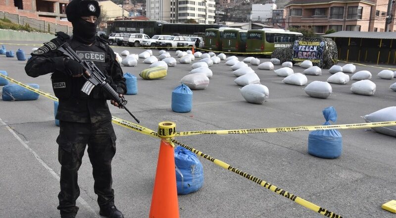 Felcn secuestra más de 136 toneladas de cocaína y marihuana a abril