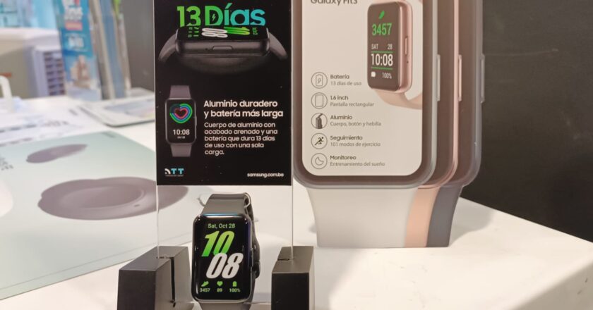 Samsung prueba los Galaxy Fit3 y Watch6en una clase de Zumba en La Paz