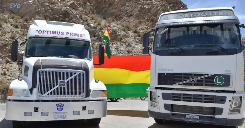 Ampliado del transporte pesado determina paro y bloqueo indefinido de carreteras