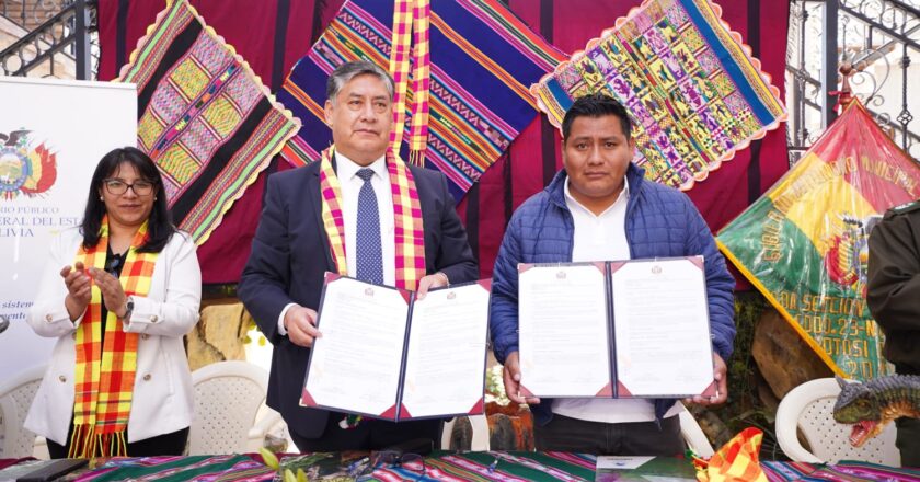Lanchipa suscribe convenio con el Alcalde de Toro Toro para garantizar oficinas fiscales para el municipio