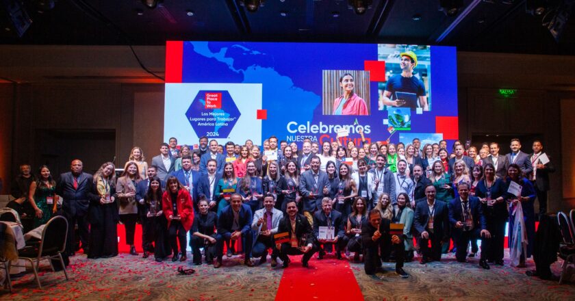 El Banco Económico celebra su cultura, es el único banco boliviano en el Ranking de GPTW Latam 2024