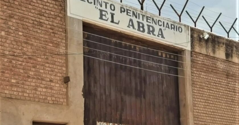 Cochabamba: sentencian a 20 años de cárcel a hombre que violó a su hijastra