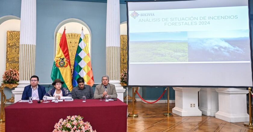 Bolivia declara emergencia nacional por la magnitud de los incendios forestales y para acceder a la cooperación