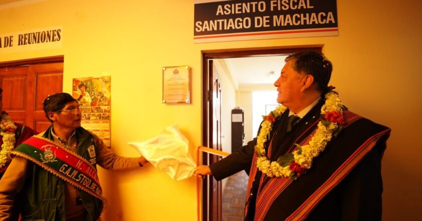 Lanchipa inaugura asientos fiscales en Santiago de Machaca y Mapiri del departamento de La Paz