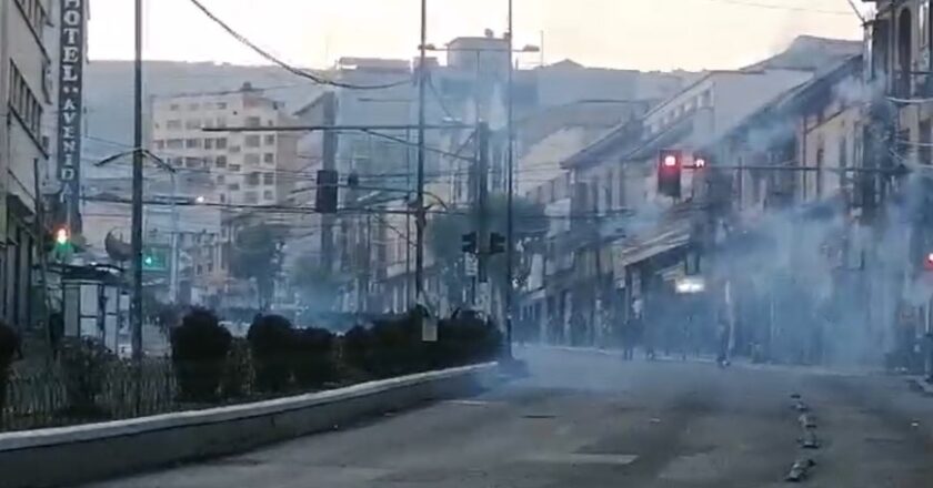 Defensoría reporta tres heridos y un detenido por el enfrentamiento tras la marcha ‘evista’