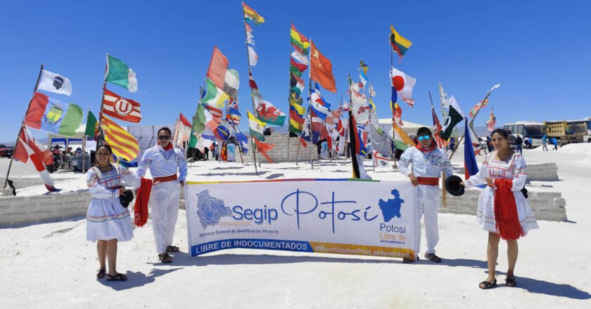 La turística Uyuni es declarada libre de indocumentados