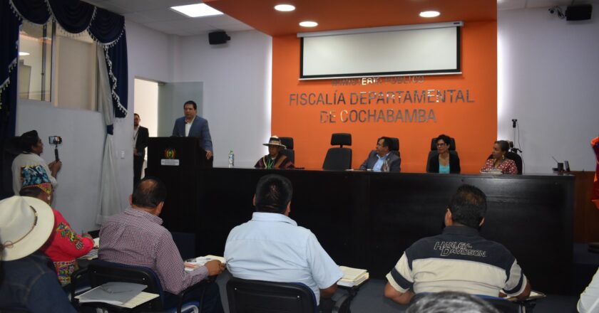 Ministerio Público socializa protocolo de Acceso a la Justicia Penal Interjurisdiccional, con autoridades indígenas de Cochabamba