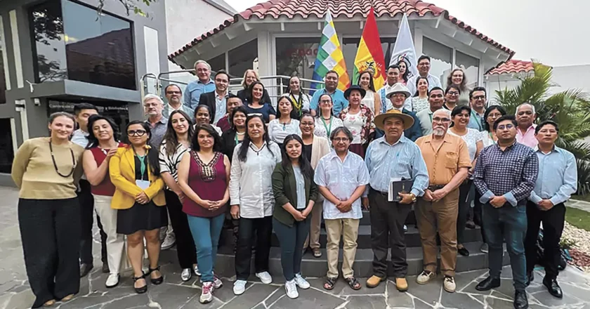 Bolivia pide a países de la OTCA unir esfuerzos para mitigar los incendios