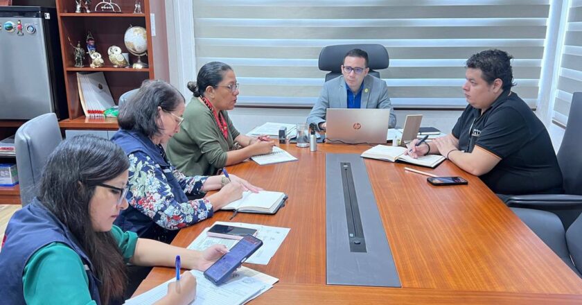 Fiscalía de Santa Cruz y Delegación Defensorial acuerdan fortalecer la atención a víctimas en situación de vulnerabilidad