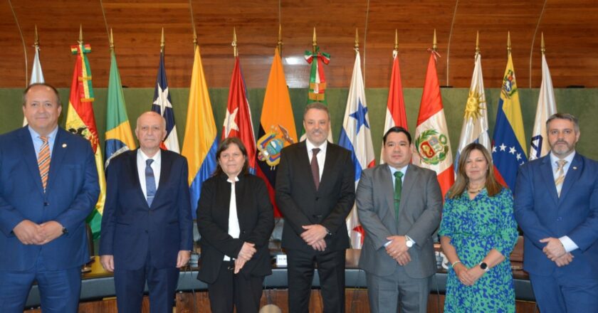 Fiscal General de Bolivia participa de la XXXVI Reunión Especializada de Ministerios Públicos del Mercosur en Uruguay