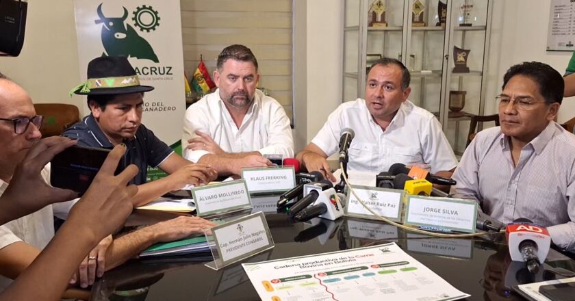 Gobierno coincide con ganaderos de Santa Cruz en mantener la exportación de carne y perfila mesa técnica