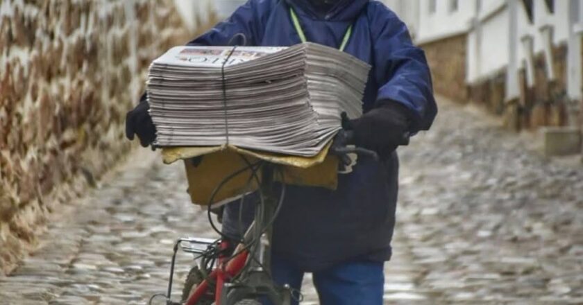 Fiscalía exhorta a la perdona que hurtó la bicicleta de una canillita en Sucre que la devuelva y no empeore su situación jurídica