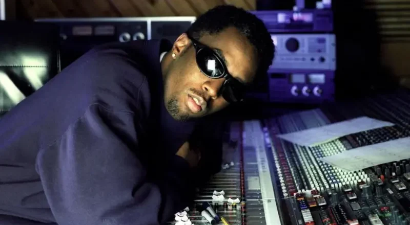 Ex empleados de Diddy Combs hablan sobre su imperio musical