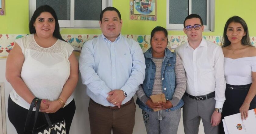 Fiscal General se solidariza con bebé que sobrevivió a una explosión y perdió a su familia en el Torno