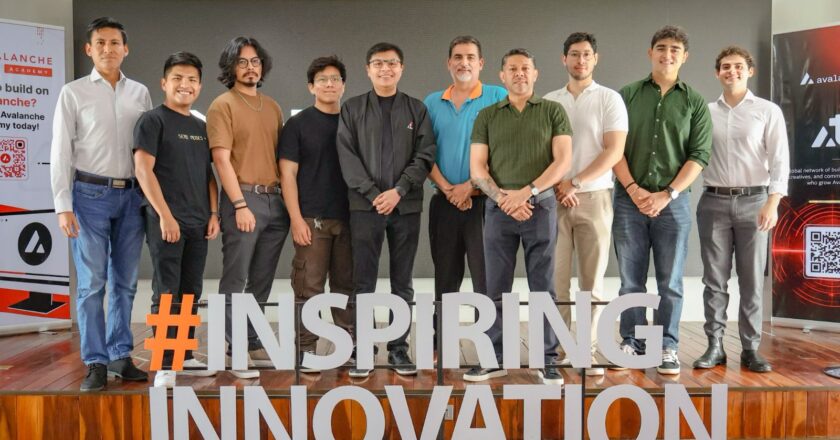 Santa Cruz impulsa la Innovación Blockchain con el Primer PITCH DAY de la Red Avalanche en Bolivia