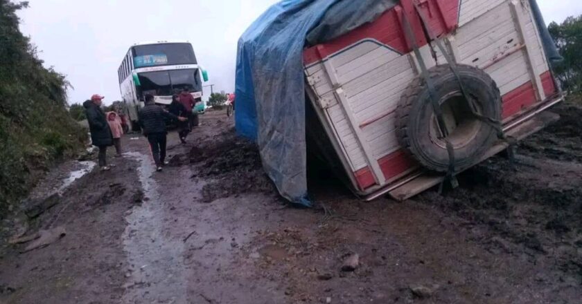 Lluvias destrozan la ruta troncal a Apolo, pobladores claman por ayuda para no quedar incomunicados