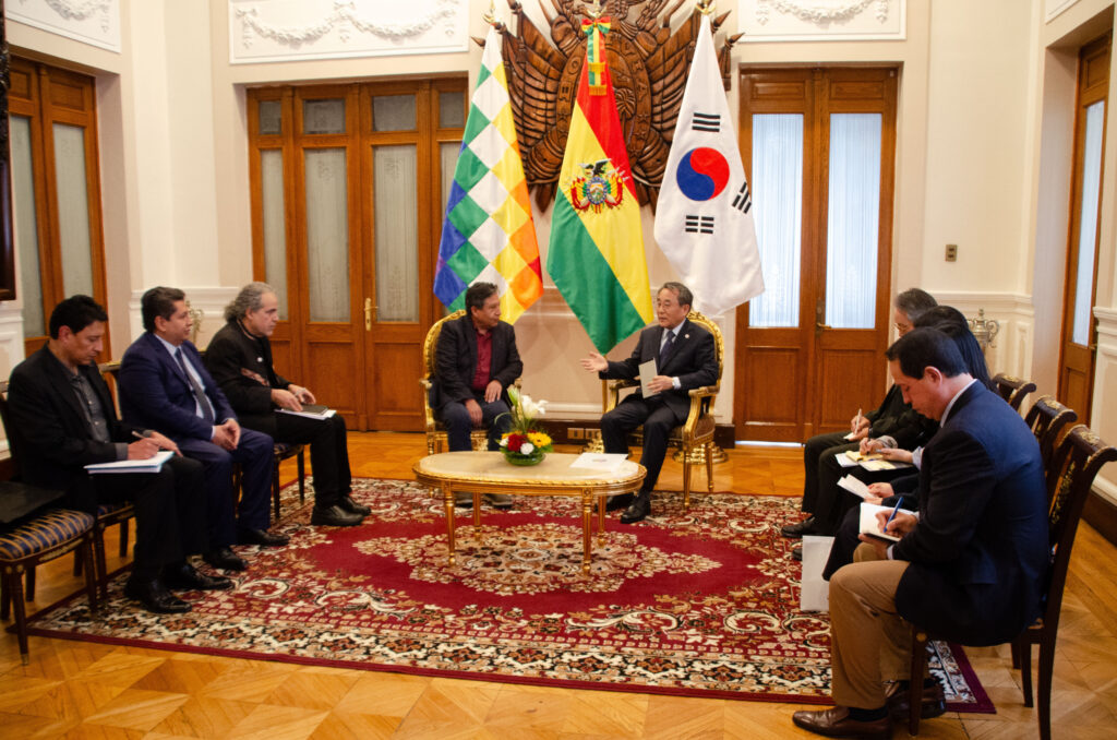 BOLIVIA Y COREA DEL SUR